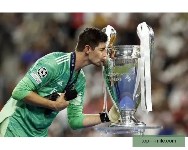 库尔图瓦伤愈归来镇守欧冠决赛球门皇马最后防线重燃冠军希望之夜
