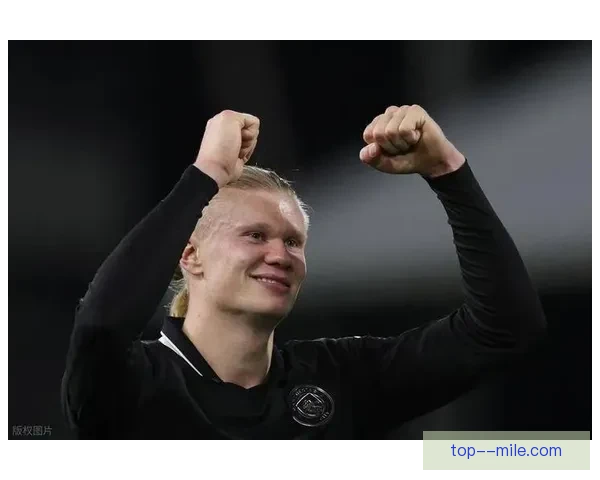 曼城前锋哈兰德荣膺2026英超三月最佳球员