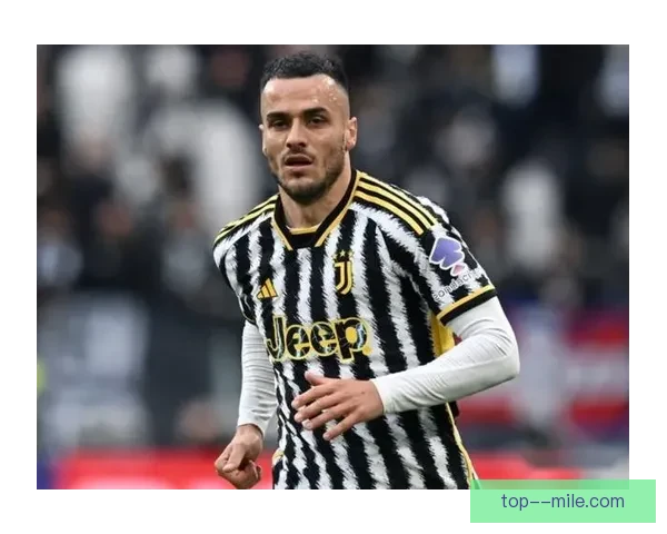 科斯蒂奇加盟费内巴切成土超强援 引发转会市场热议